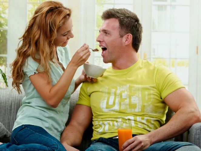 Alimentația adecvată este cheia sănătății unui bărbat, inclusiv sănătății sexuale.